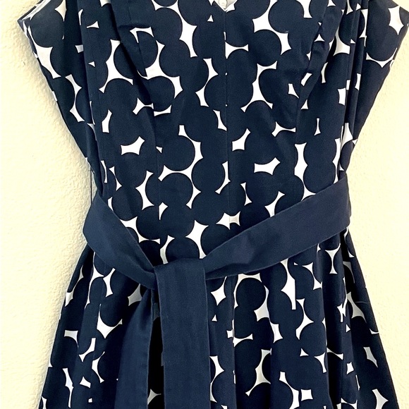 Navy polka dotted belted dress, Nine West size 10 - Picture 4 of 9